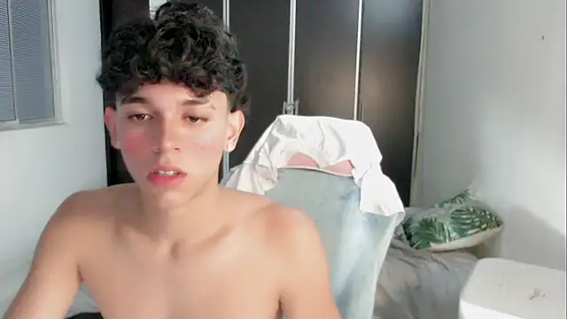 2c_Bby live sex cam