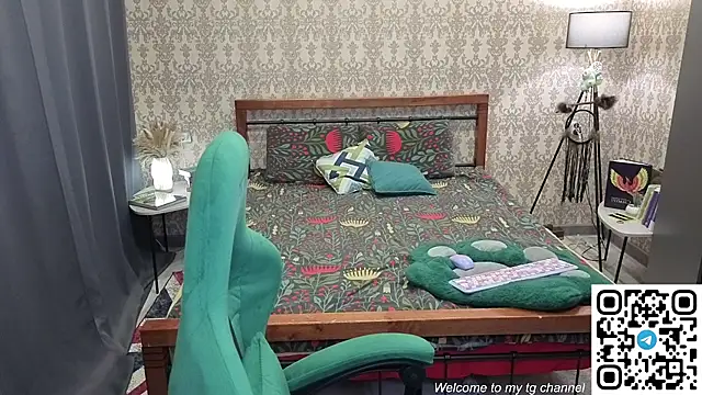 Lill_Ana live cam on StripChat