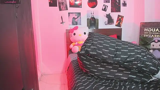 Shadow_Queen666 live cam on StripChat