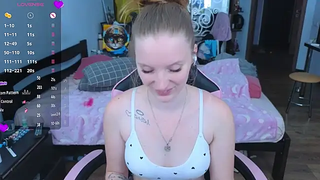 Mary_Blu live cam on StripChat