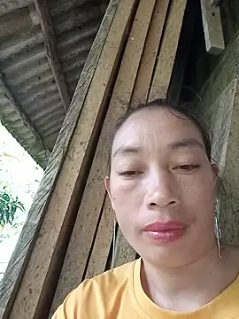 Helly-i live cam on StripChat