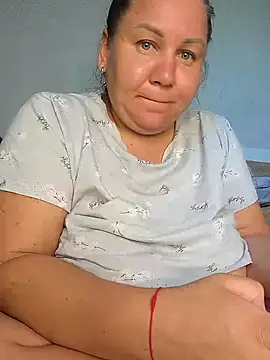 annacurvy (F milf) - Buzz me till i get ready for SQUIRT