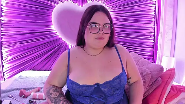 Lushi_Love webcam
