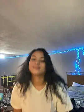 soakedupkitty- (F young) - ✨ surprise