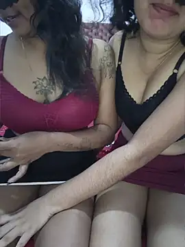 ApzzY__ webcam