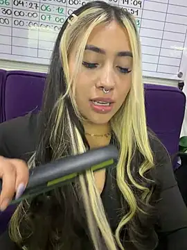 ManuelaVeeleez webcam