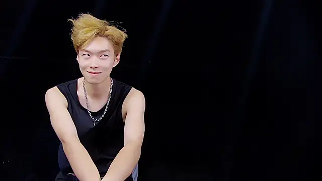KOboys-818 webcam