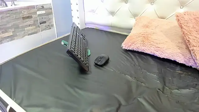 Sophie_Time webcam