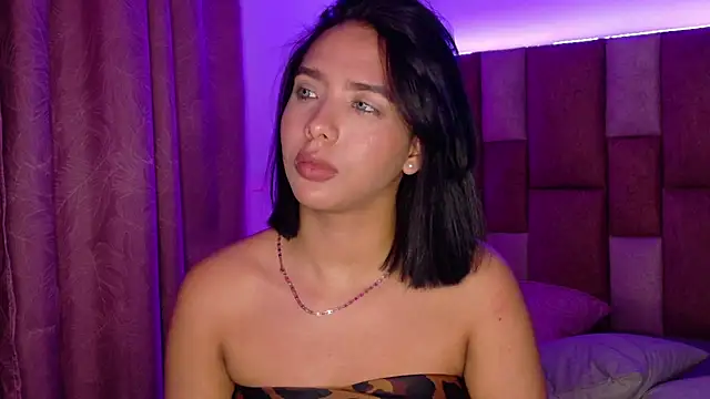 Hilary_Browwn webcam