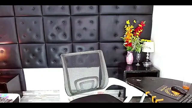 AfroWayuuu webcam