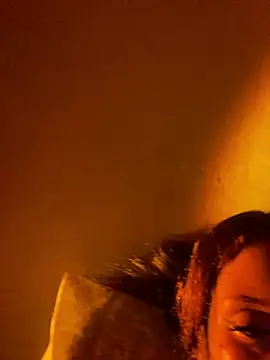 luna_Rhoades webcam