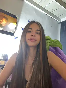 Milleradhara24 live cam