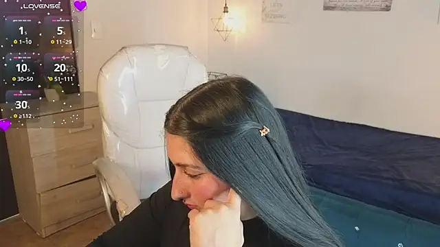 Luna-connor webcam