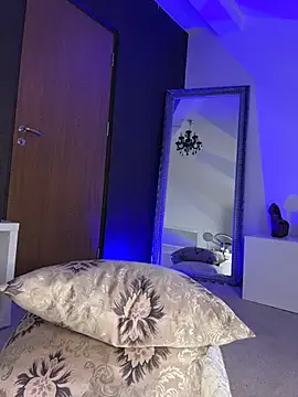 BellaKarma live cam on StripChat