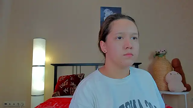 Mira_Karter webcam