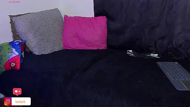 _IanLark webcam