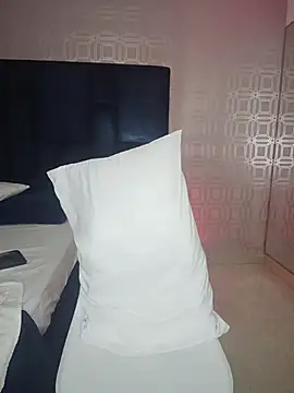 Angelique_Angell webcam
