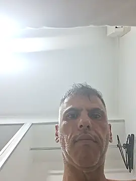 machobiversatil26 live cam on StripChat