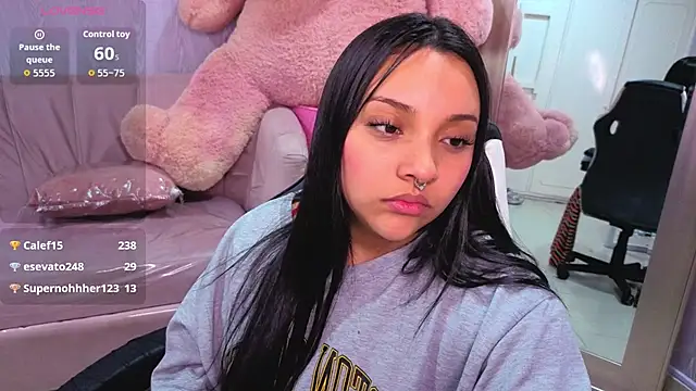 lia_harper_t webcam