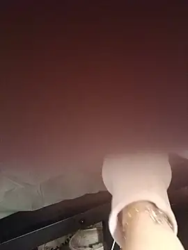 j_bunnie live cam on StripChat