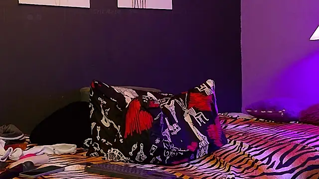 Karim_mansur webcam