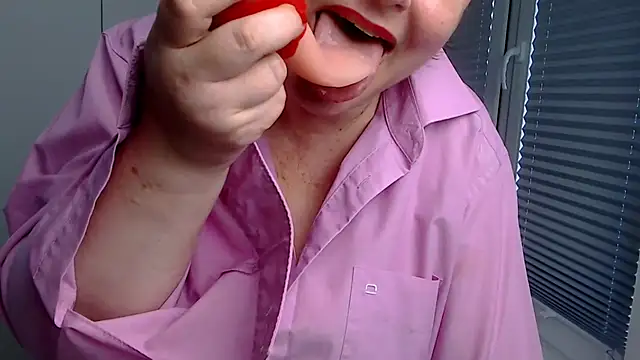 ScarlettReed webcam