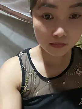 Dovia-sy live cam on StripChat