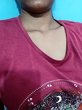 C-u-t-e-Sh-a-r-ma_Ji live cam on StripChat