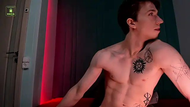 ares_pallini - Ares_pallini's free webcam - UK Sex Cams