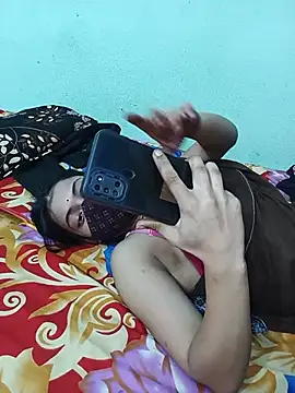 20_year_only_girl live cam on StripChat