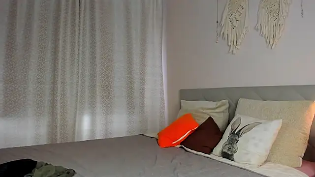Rita_Moonlight live cam on StripChat