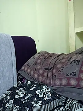 mynatamil143 - Mynatamil143's free webcam - UK Sex Cams