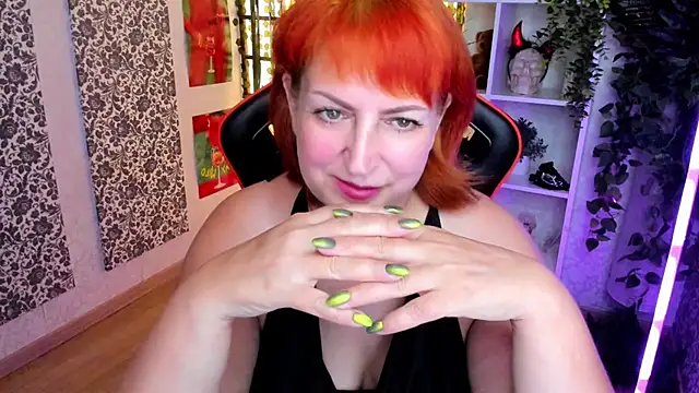 Joana_Woods webcam