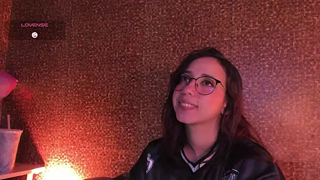 apartment28 - Apartment28's free webcam - UK Sex Cams