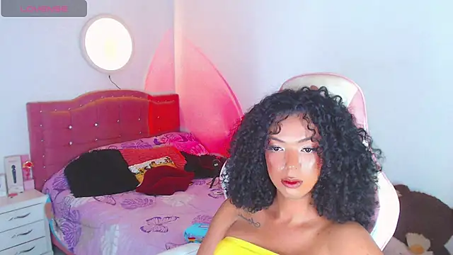 Tanedra_collings live cam on StripChat