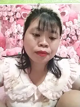 Xuka_lyss live cam on StripChat