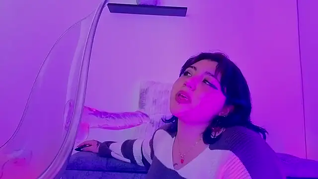 Blueberry_gothic live cam on StripChat