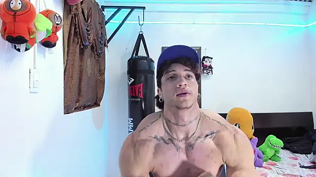 bull__fit (M young) - TNT CUMSHOT