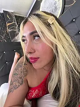 ManuelaVeeleez webcam