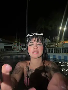 -brittanny (F teen) - Kiss with my friend
