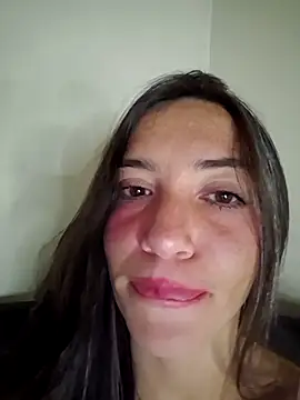 loveuu-bae webcam