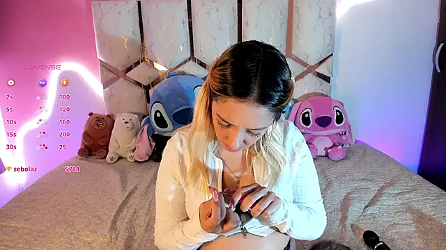 Amanda_klaire webcam
