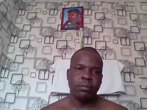 Chumba_001 live cam on StripChat