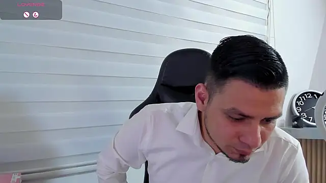 Rick_Adams live cam on StripChat