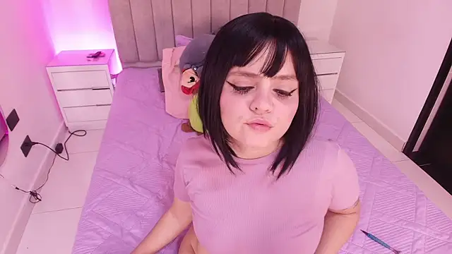 _twiggy_ live cam on StripChat