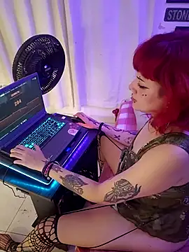 Sarah-Stoner webcam