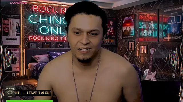 chino_roz webcam