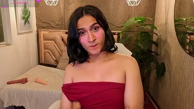 Zoee_Kiss_ live cam on StripChat