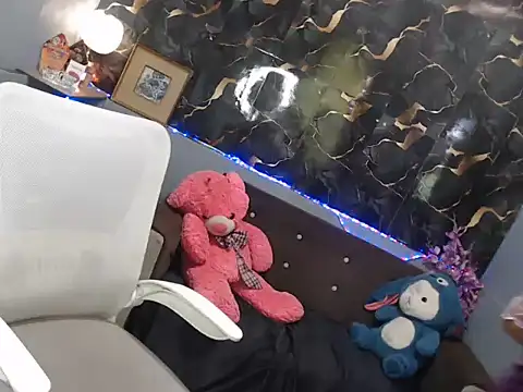 fuckercumm's live room