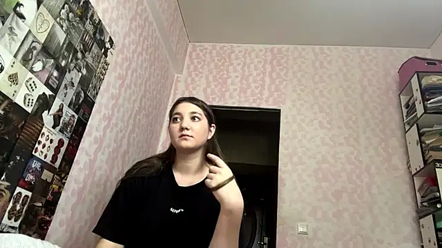 JanineThielman live cam on StripChat